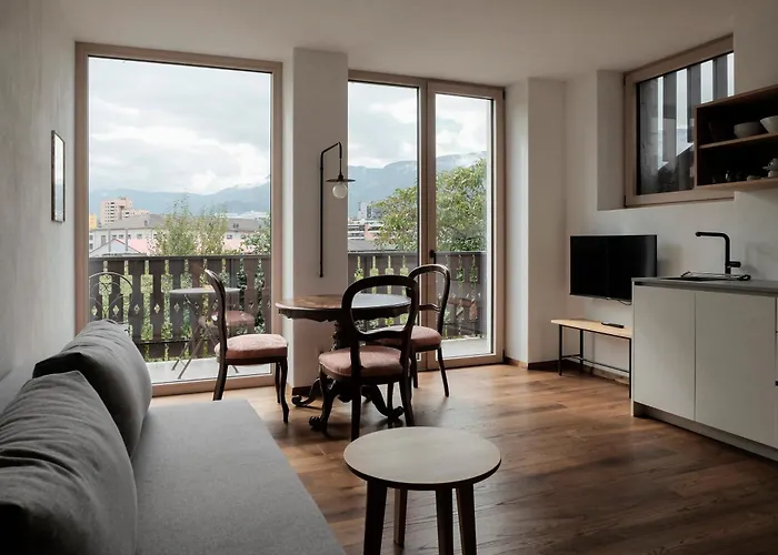 Kaiserau-hoefl * Bozen